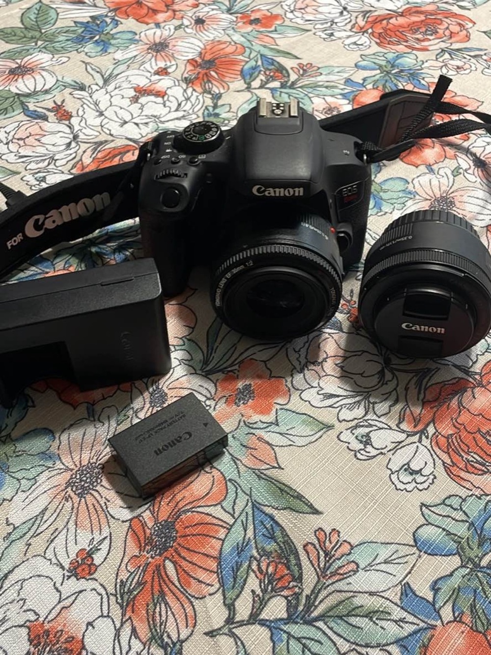 Canon Black t7i Camera with Two Lenses and Battery Charger